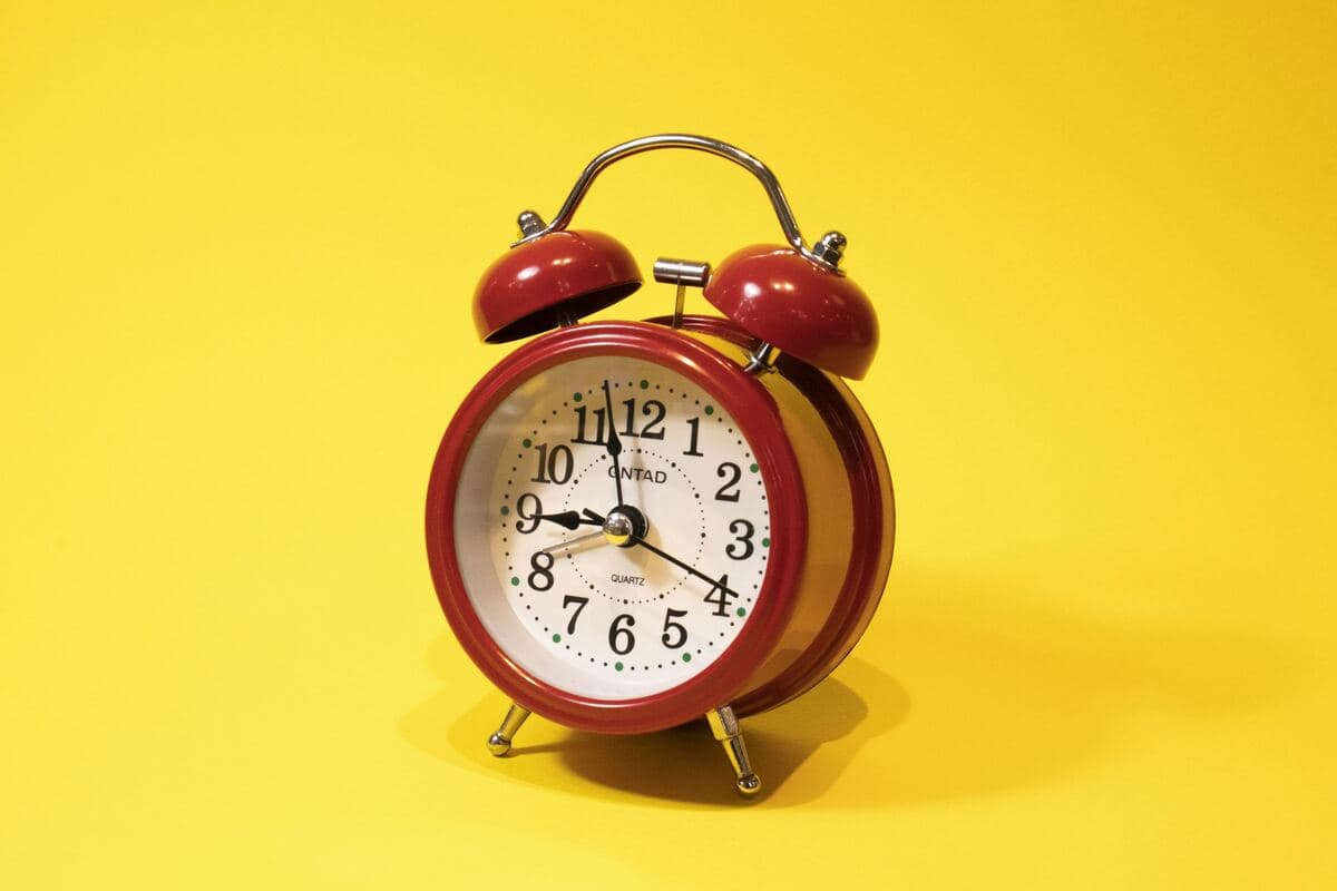 How to Teach Telling Time: Analog First, Step by Step